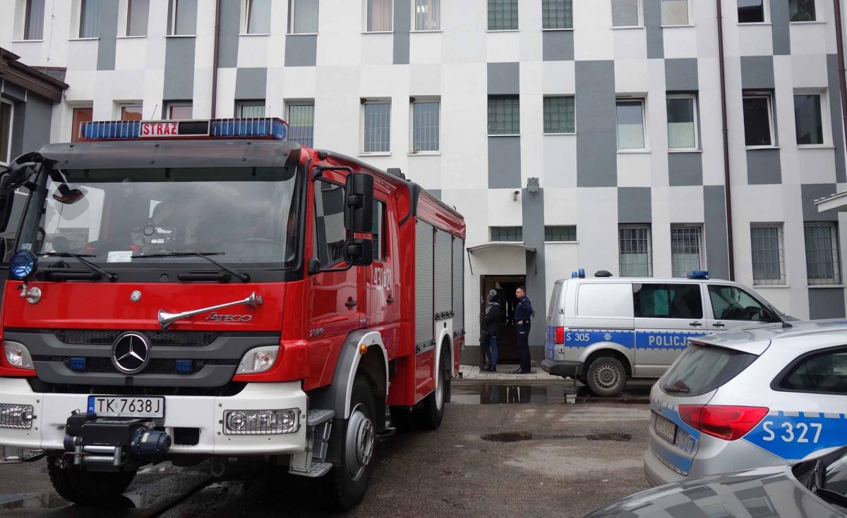 Ewakuacja u koneckich policjantów