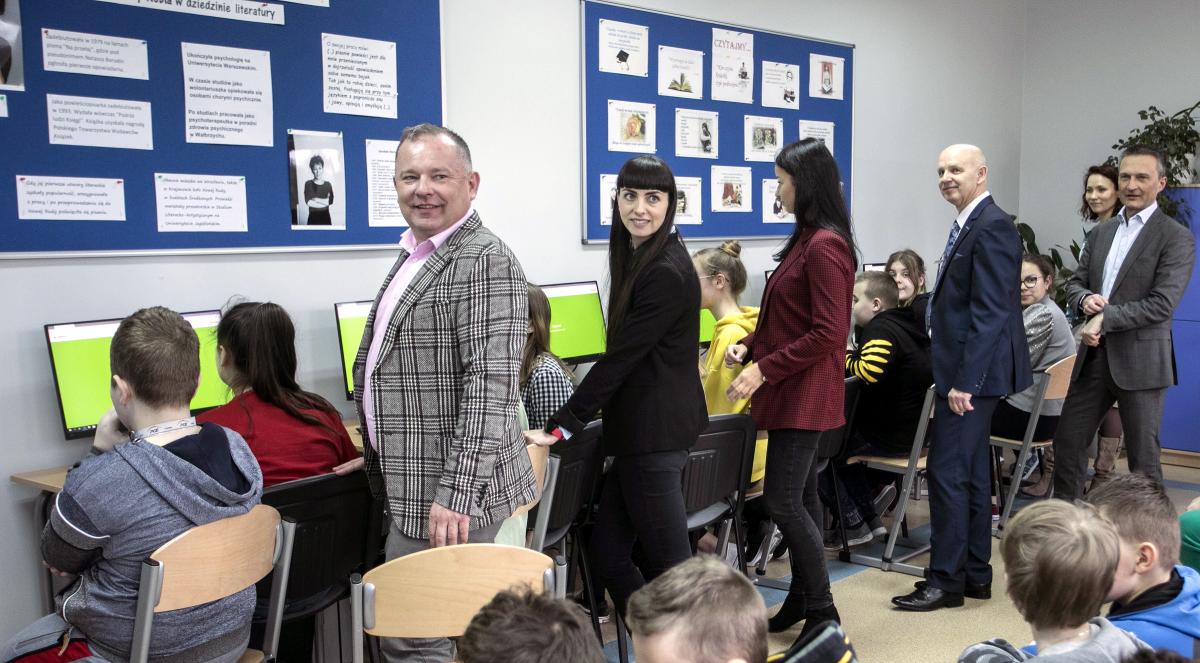 Nowe Centrum Edukacji Multimedialnej w Szkole Podstawowej w Górnikach [zdjęcia]