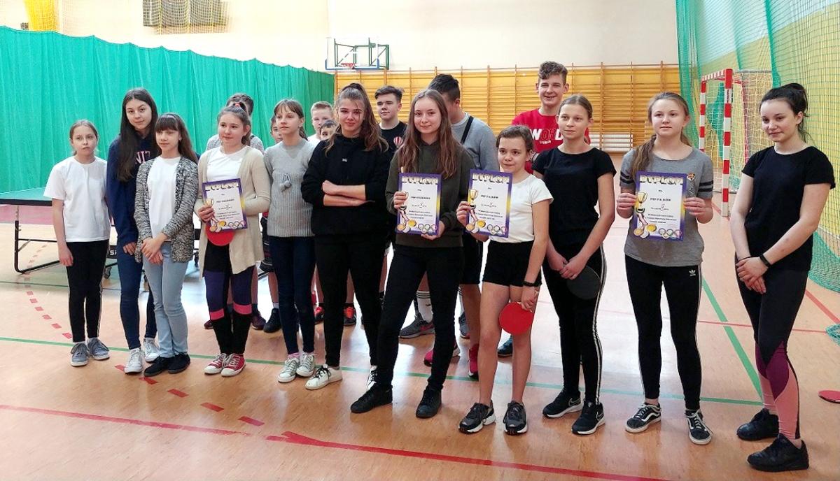 Zagrają w finale powiatowym tenisa stołowego
