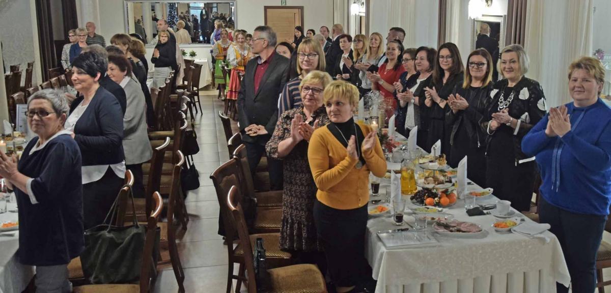 Dwadzieścia lat pomagania rodzinom
