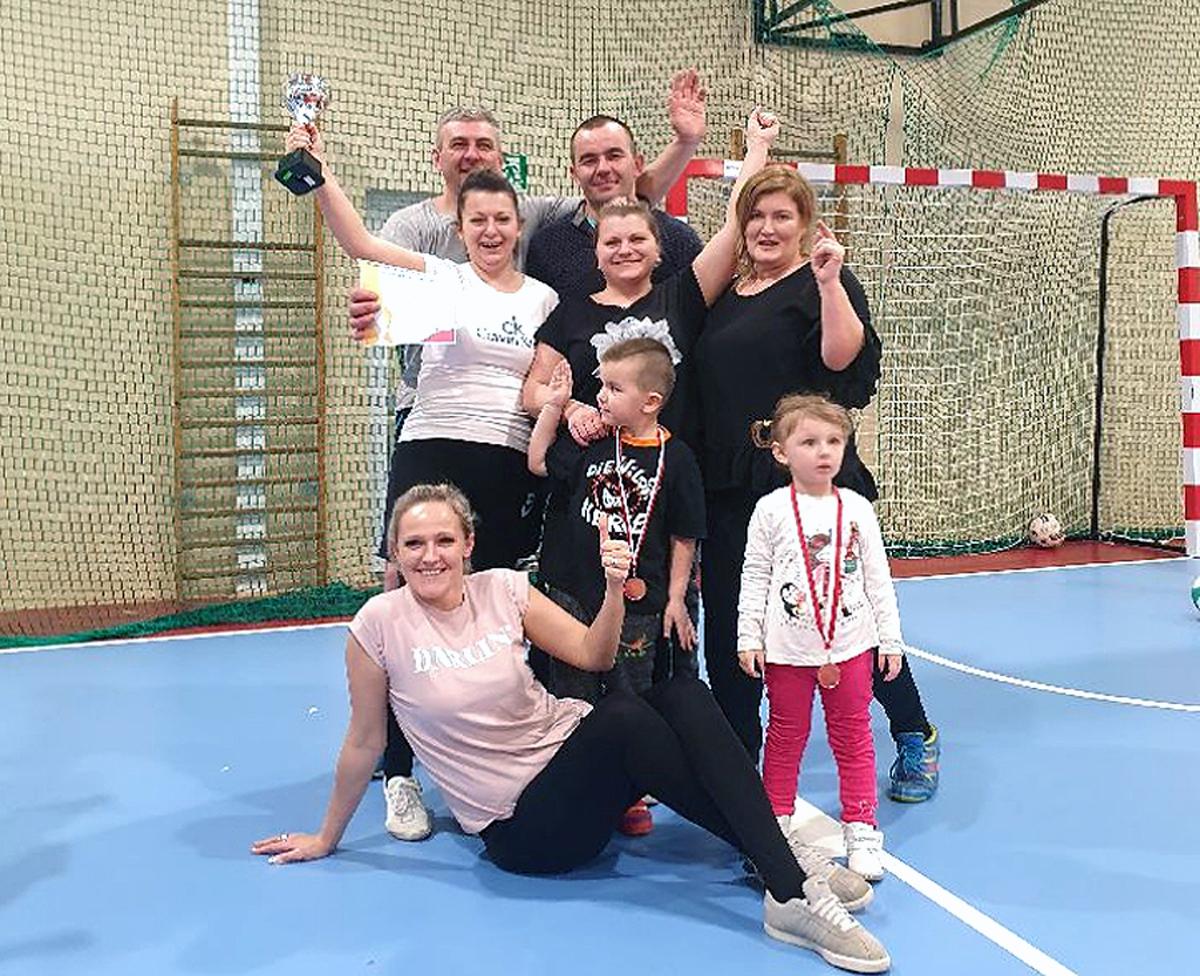 I Rodzinny Mikołajkowy Turniej Sportowy w Kapałowie [zdjęcia]