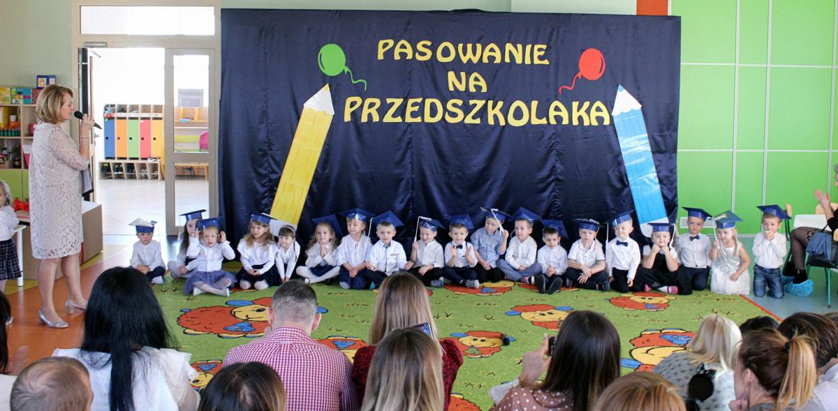 Pasowanie w Przedszkolu w Smykowie [zdjęcia]