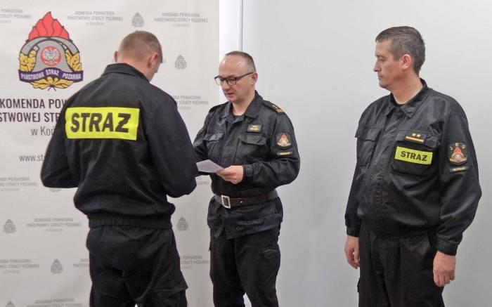 Nowi dowódcy zasilają straże pożarne