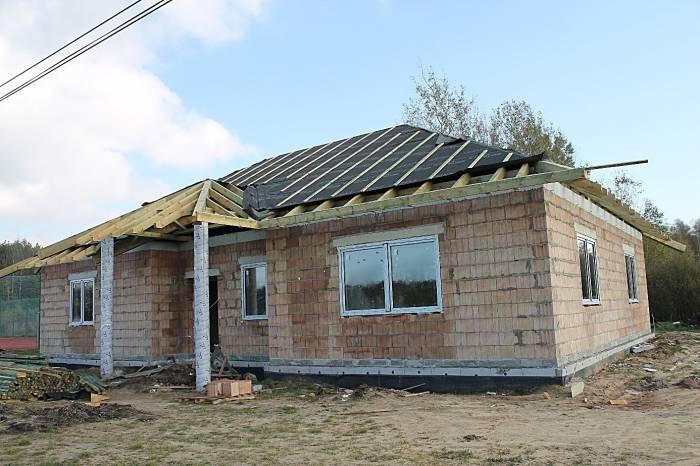 Budowa świetlicy na półmetku