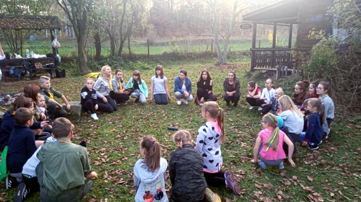 Jak smakowały pieczone ziemniaki harcerzom z Miedzierzy? [zdjęcia]