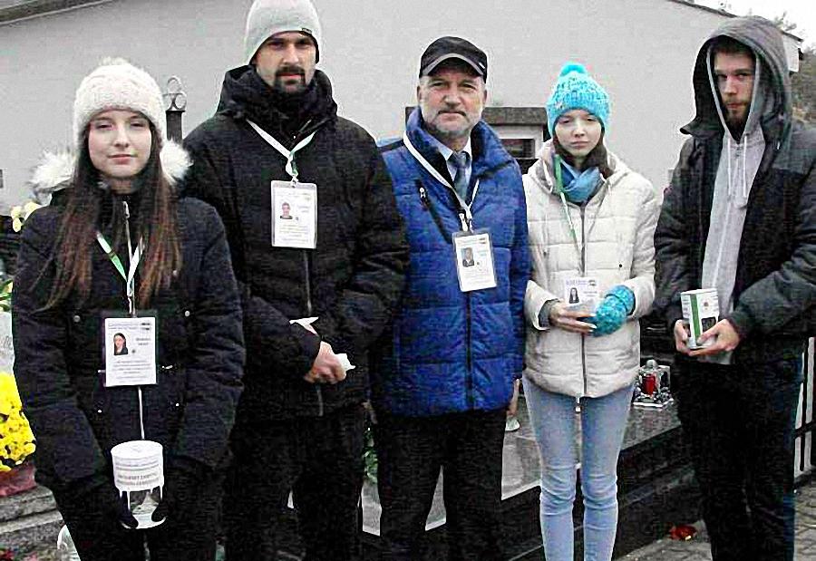 Na koneckim cmentarzu będą kwestować trzy dni!
