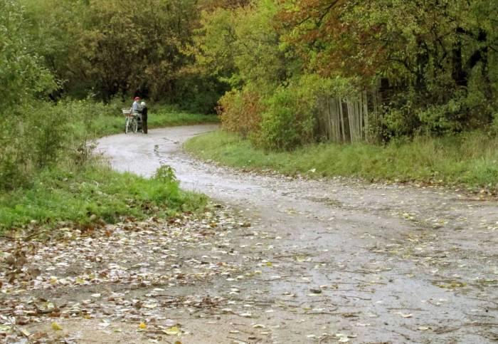 Nowe rondo, chodniki i ścieżki rowerowe