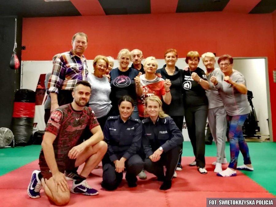 Aktywny senior, czyli bezpieczny senior.