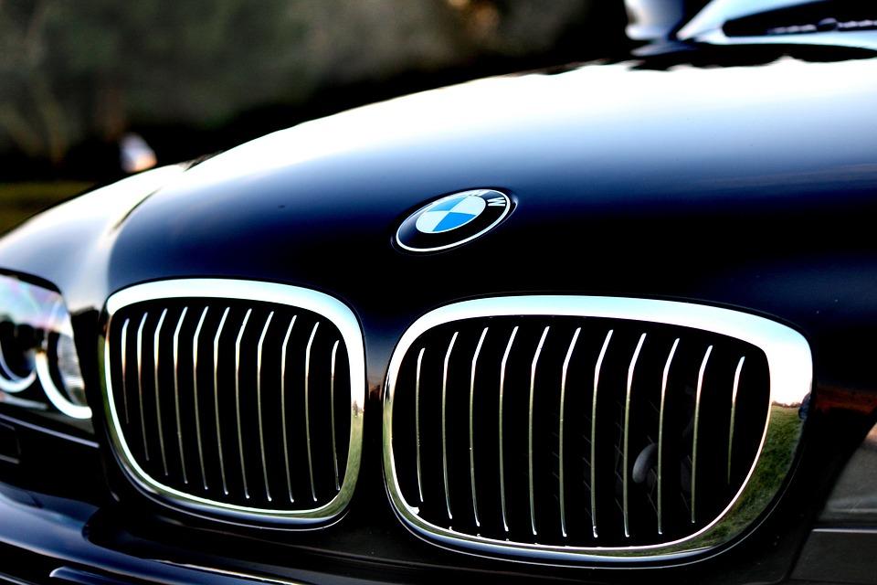 Kierowca BMW w akcji