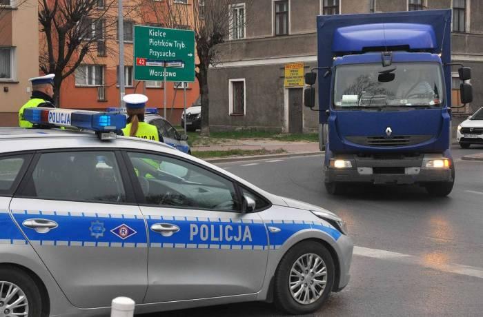 Bardzo długi, prawie spokojny, weekend na koneckich drogach
