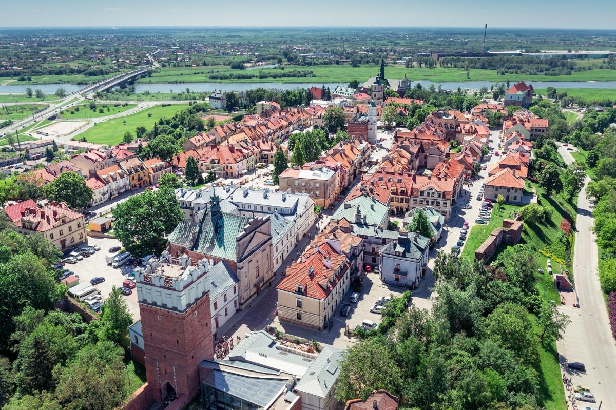 Trawniki w Sandomierzu. Mieszkańcy sołectwa wygrali konkurs i jadą na wycieczkę!