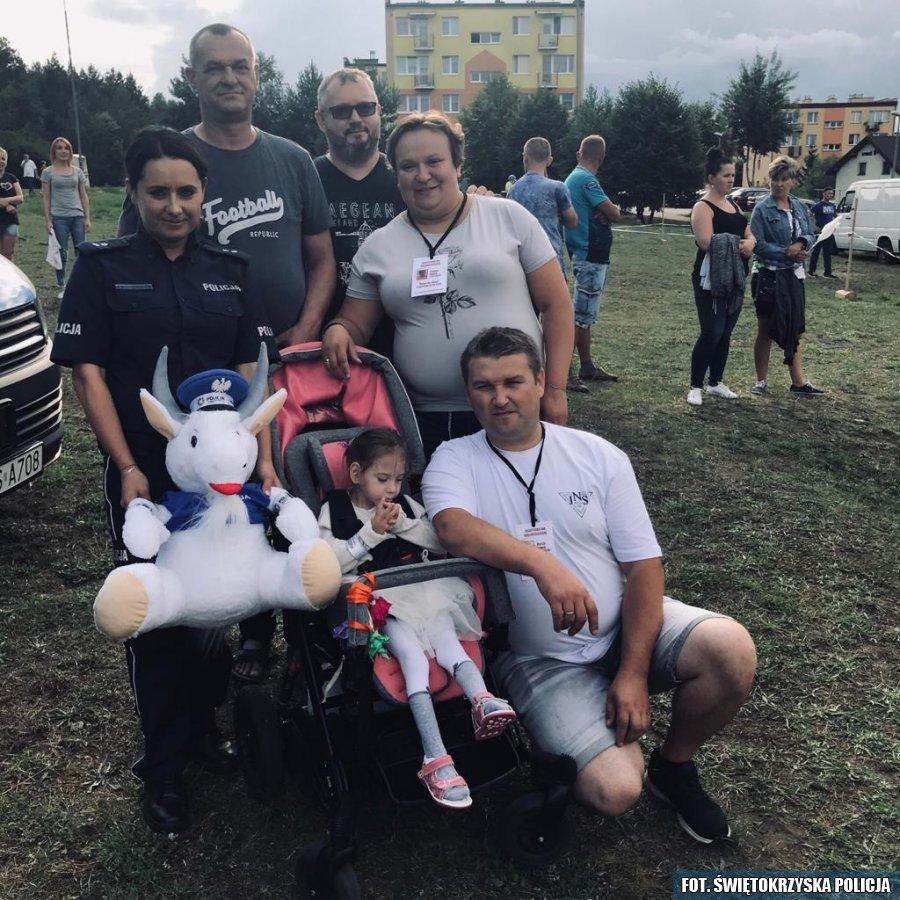 Policjanci pomogli chorej Oliwce