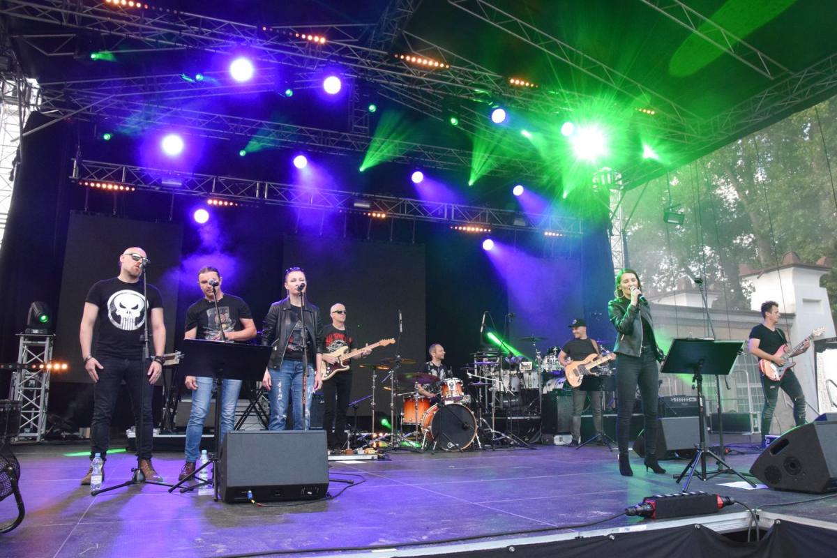 Kuźnice Koneckie 2019: Znakomity RiF, powstańcze obozowisko i wiele stoisk. Tak było na niedzielnym festynie [wideo, zdjęcia]