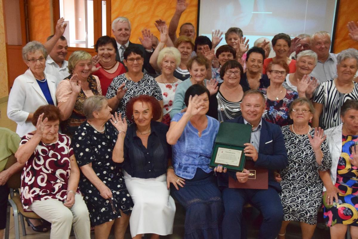 Radoszyckie koło Polskiego Związku Emerytów, Rencistów i Inwalidów ma 10 lat. Na jubileusz będą mieli Klub Seniora! [zdjęcia]
