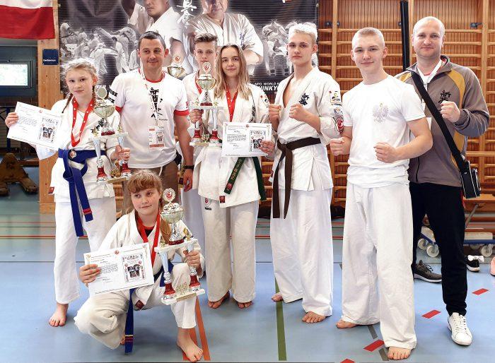 Medale podopiecznych Mateusza Garbacza w Szwajcarii [aktualizacja] [zdjęcia]