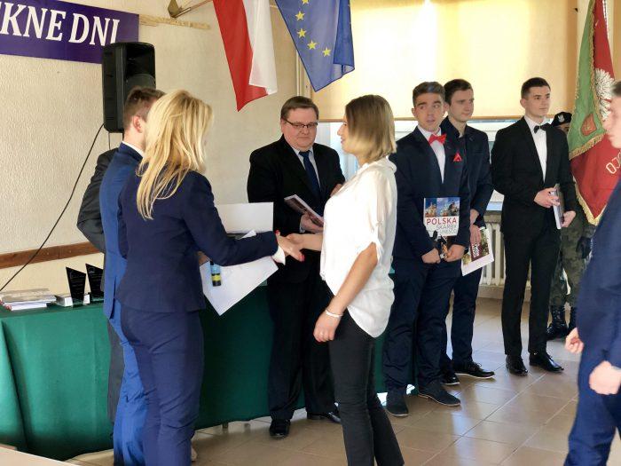 Maturzyści z ZSP nr 1 odebrali świadectwa [zdjęcia]