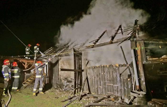 Od zaprószonego ognia spłonęła stodoła