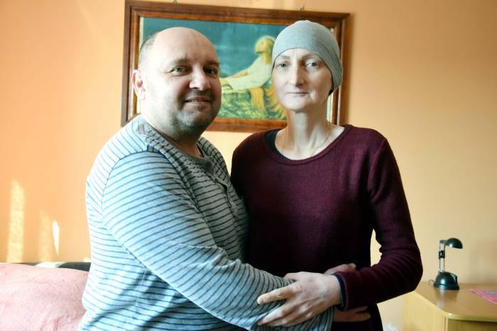 Pomóżmy pani Ani w walce z chorobą. Ma dla kogo żyć