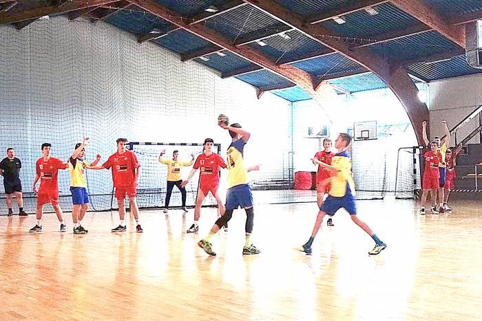 Przegrane juniorów KSSPR-u z SMS-em