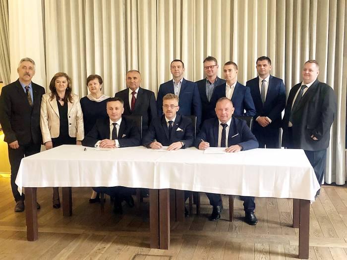 Polityczna burza wokół nowej powiatowej koalicji