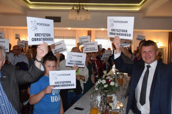 Krzysztof Obratański i Samorządni Ziemi Koneckiej zachęcają do rozwinięcia z nimi skrzydeł (zdjęcia)