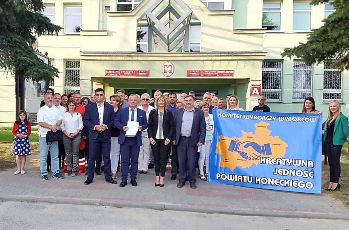 Troje włodarzy zbudowało powiatowy komitet