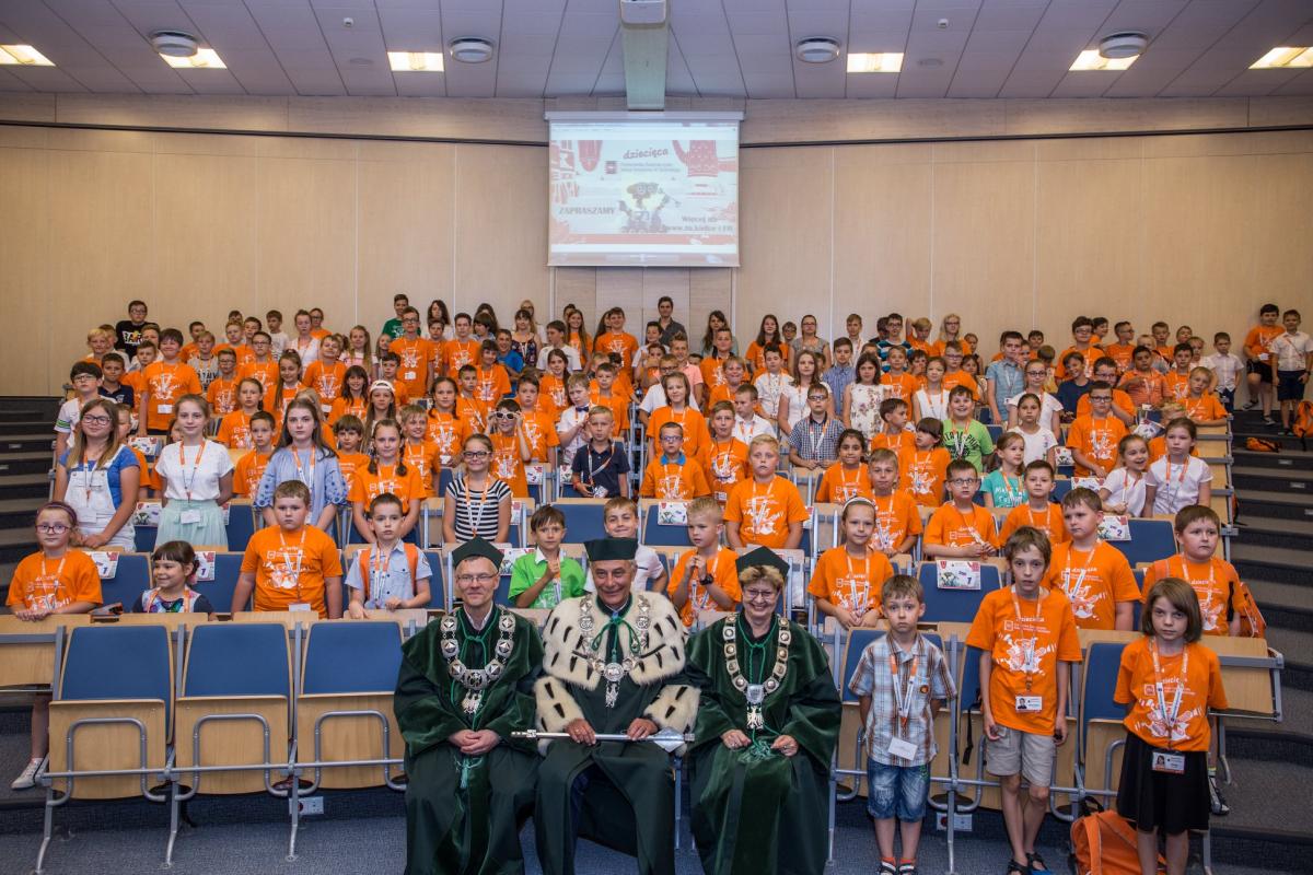 Ostatni dzwonek, żeby zostać studentem Dziecięcej Politechniki Świętokrzyskiej.
