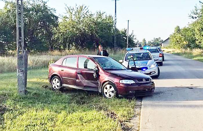 Wyleciał z jezdni, wpadł na słup