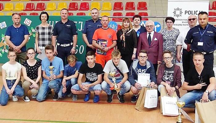 Radoszyce i Stadnicka Wola bronią barw powiatu