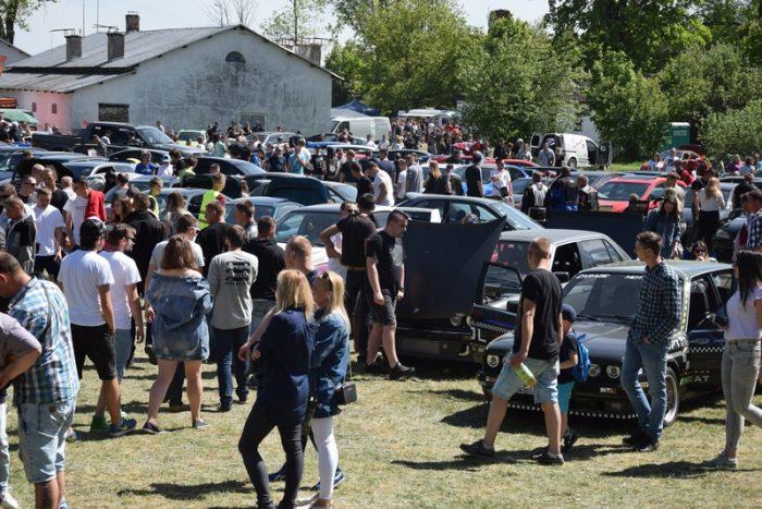 Motopiknik Konecki z sukcesem frekwencyjnym i piękną pogodą (wideo, zdjęcia)