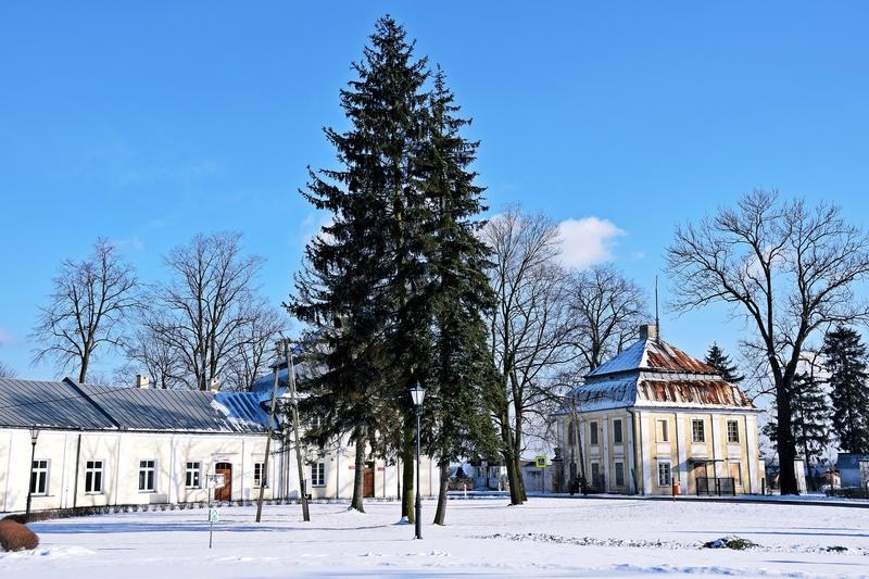 Zimowa aura dotarła do Końskich (zdjęcia)