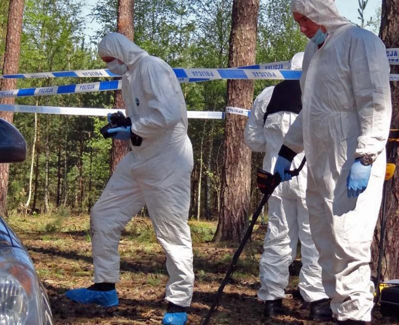 Ćwiczenia z ekspodującym bankomatem w tle