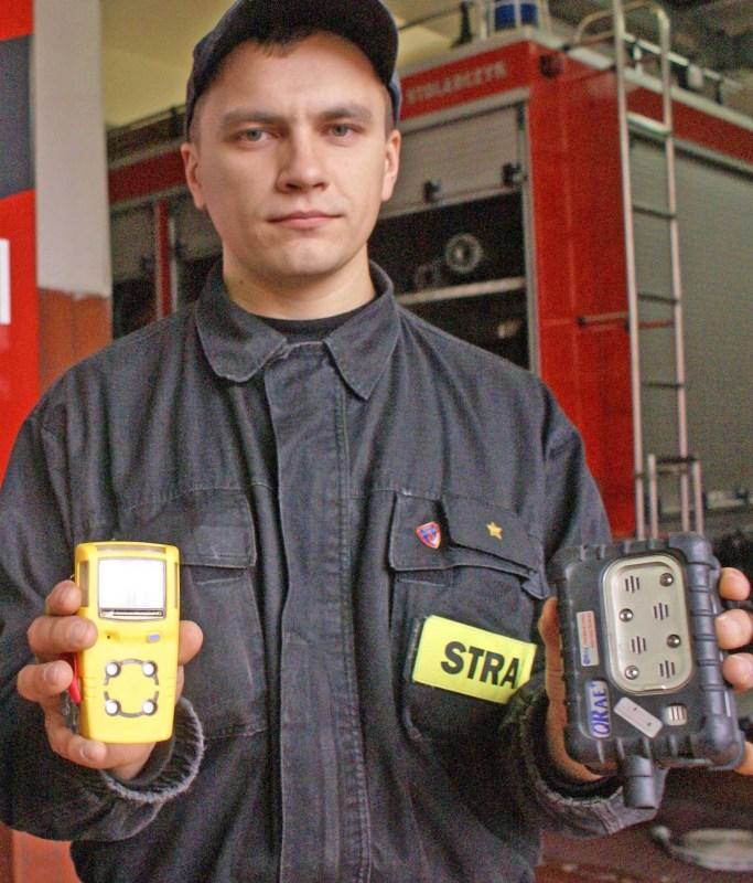 Dwa razy strażacy jeździli do... niesprawnego czujnika tlenku węgla