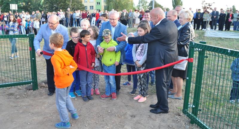 Plac zabaw już otwarty