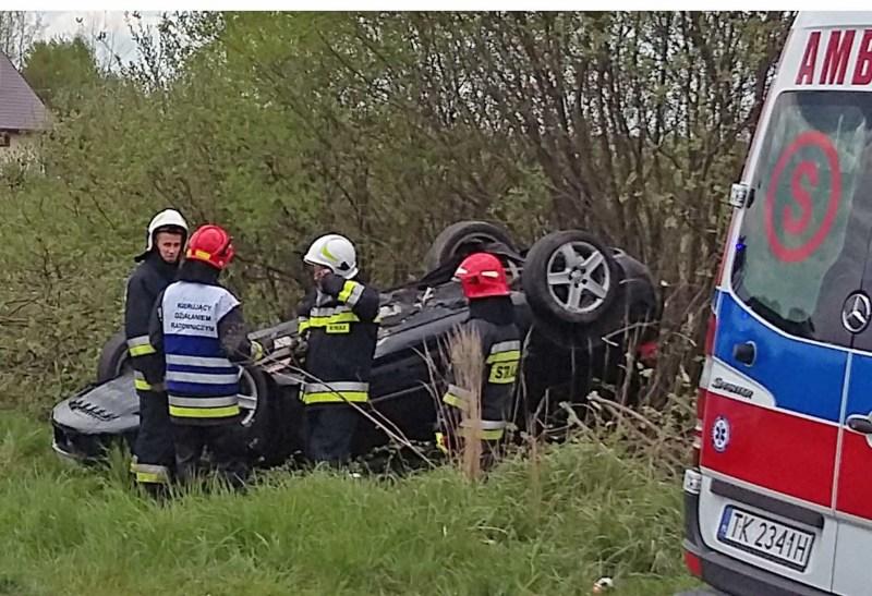 Pijany kierowca dachował volkswagenem