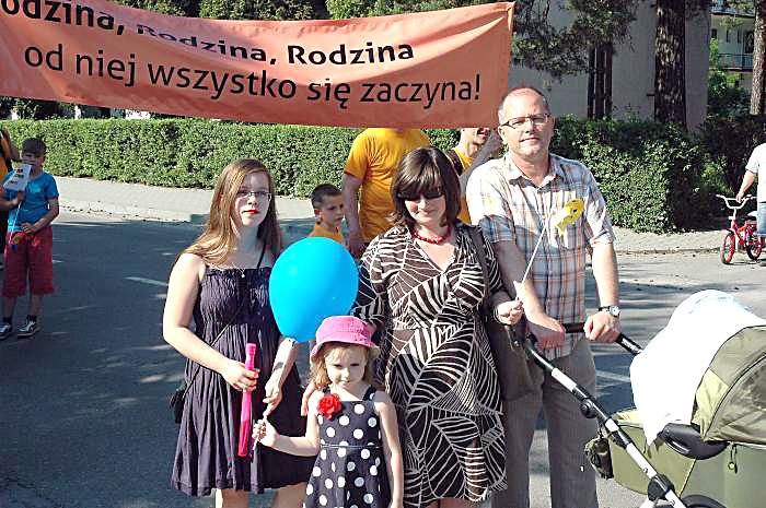 Kto dostanie 500 zł na dziecko?