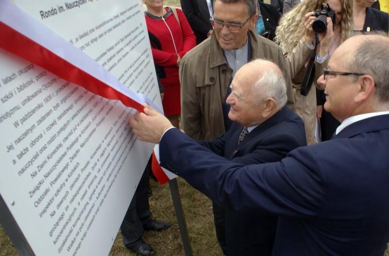 Rondo z imieniem Tajnej Organizacji Nauczycielskiej