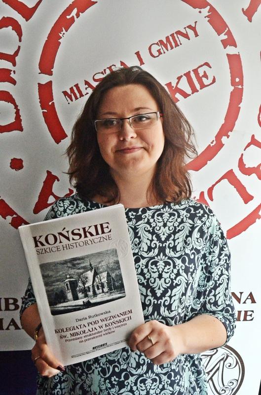Niemal wszystkie tajemnice kolegiaty w jednej książce