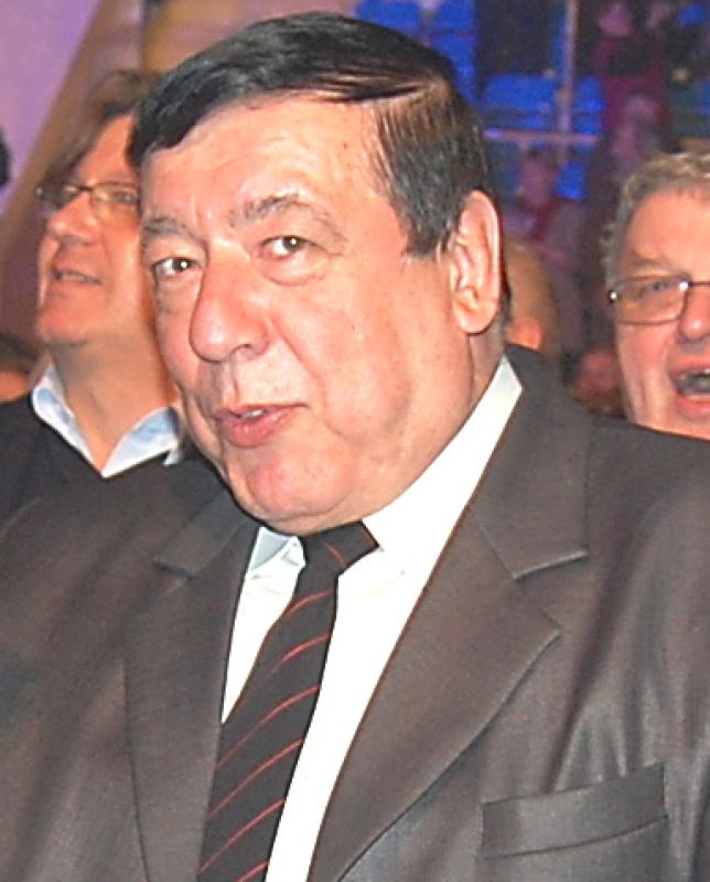Duża kasa na pożegnanie z urzędem