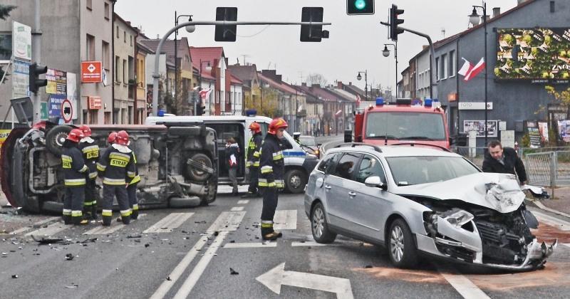 Zderzenie w centrum miasta. Straty wynoszą ok. 25 tys. zł