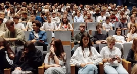KOŃSKIE. Sala teatralna KCK wypełniona do ostatniego…