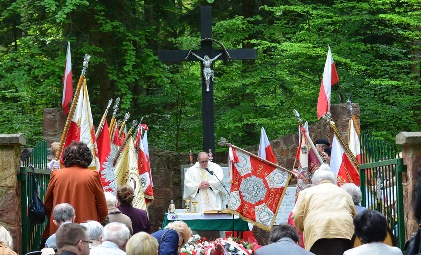 76. rocznica poświecenia Wojennego Cmentarza Partyzanckiego Żołnierzy AK Podobwodu MORWA