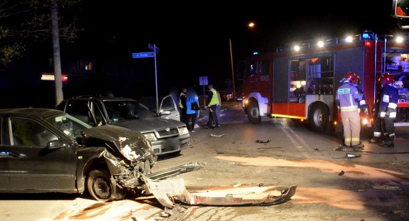 Zderzenie dwóch pojazdów na ul. Krasińskiego 