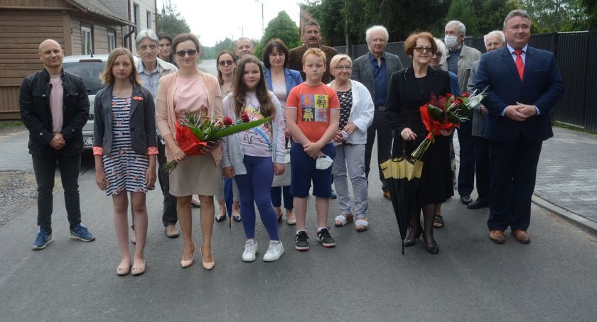 Mieszkańcy ul. Leśnej czekali na nową drogę 70 lat