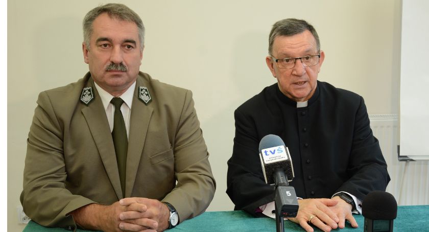 Ksiądz Prałat Jerzy Karbownik zaprasza na uroczystości 15. Rocznicy Koronacji Obrazu Matki Bożej Ostrobramskiej 