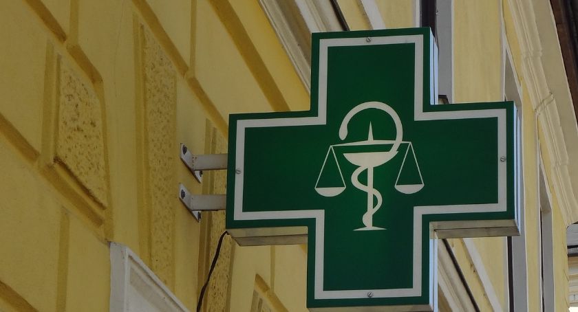 Dyżury aptek w lipcu - dodaj do zakładek!