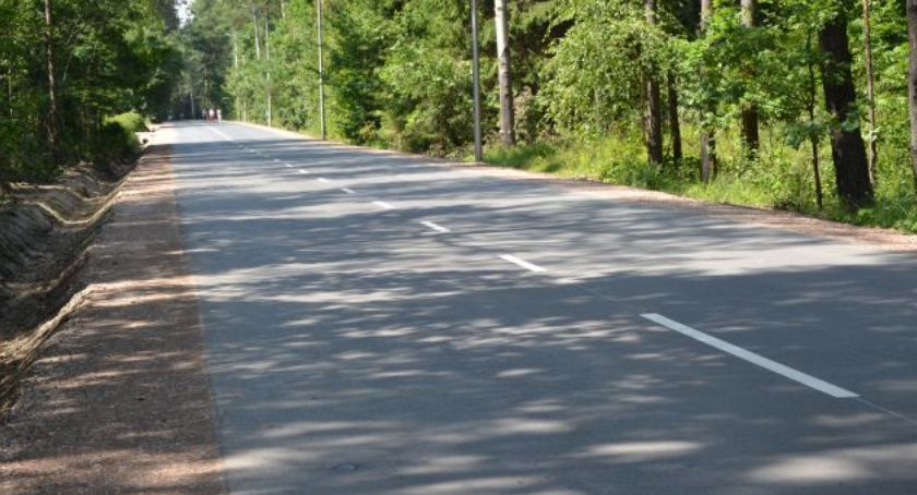 Powiat oddał do użytku kolejny wybudowany odcinek ul. Ponurego