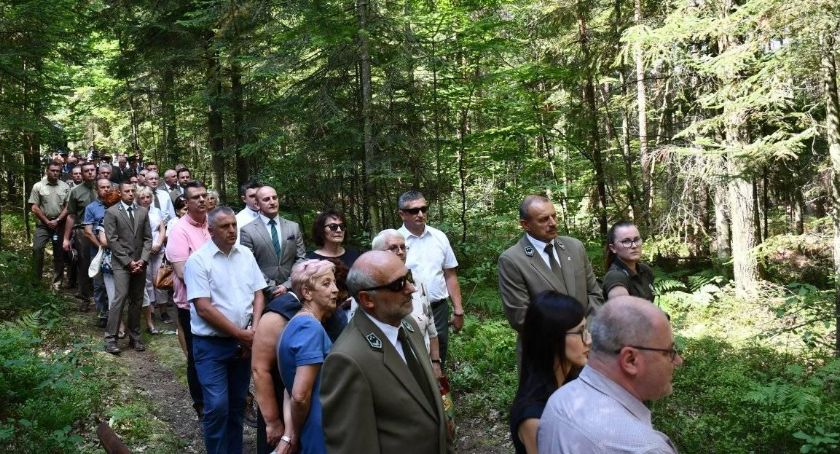 Leśnicy pamiętają o naszych bohaterach