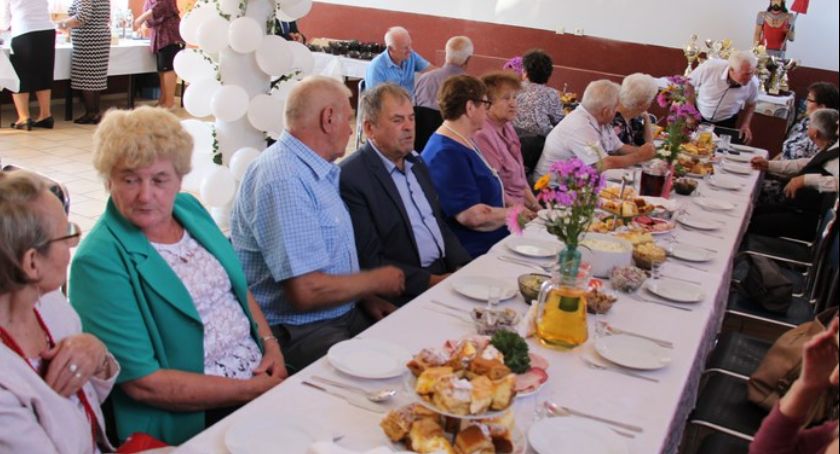 Klub Seniora w Mroczkowie świętował 10. urodziny 