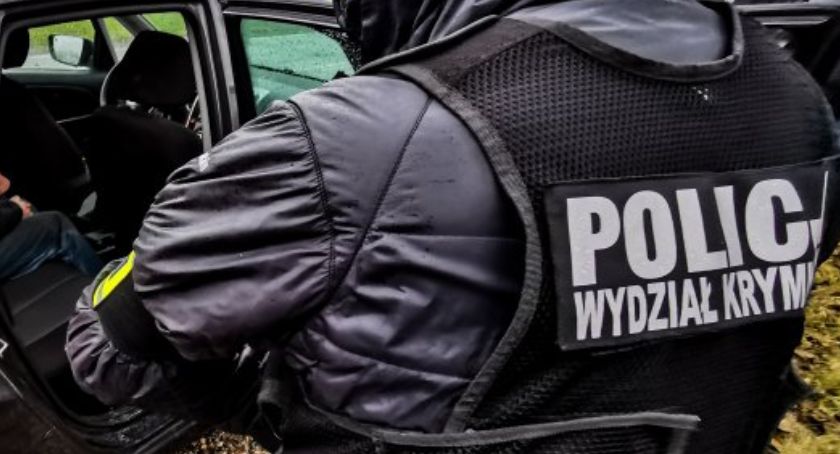 Skarżyska prokuratura zmienia kwalifikację czynu. Ciosy metalową rurką okazały się śmiertelne